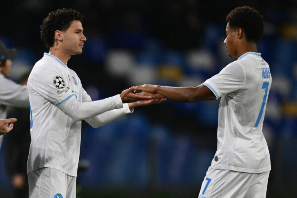 CALCIO - UEFA Champions League - SSC Napoli vs Qarabag FK Antonio Vergara of S.S.C. Napoli and David Neres of S.S.C. Napoli particPhoto by IPA/ABACAPRESS.COMtes in the UEFA Champions League phase day 5 football match between S.S.C. Napoli and Qarabag F.K. at the Diego Armando Maradona Stadium on November 25, 2025 in Naples, Italy. Naples Italy PUBLICATIONxNOTxINxFRAxUK Copyright: xIPAxSport/ABACAx